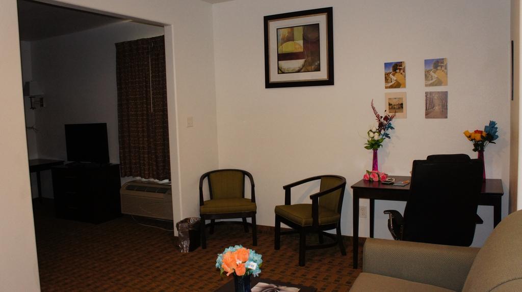 Lux Inn And Suites Three Rivers المظهر الخارجي الصورة