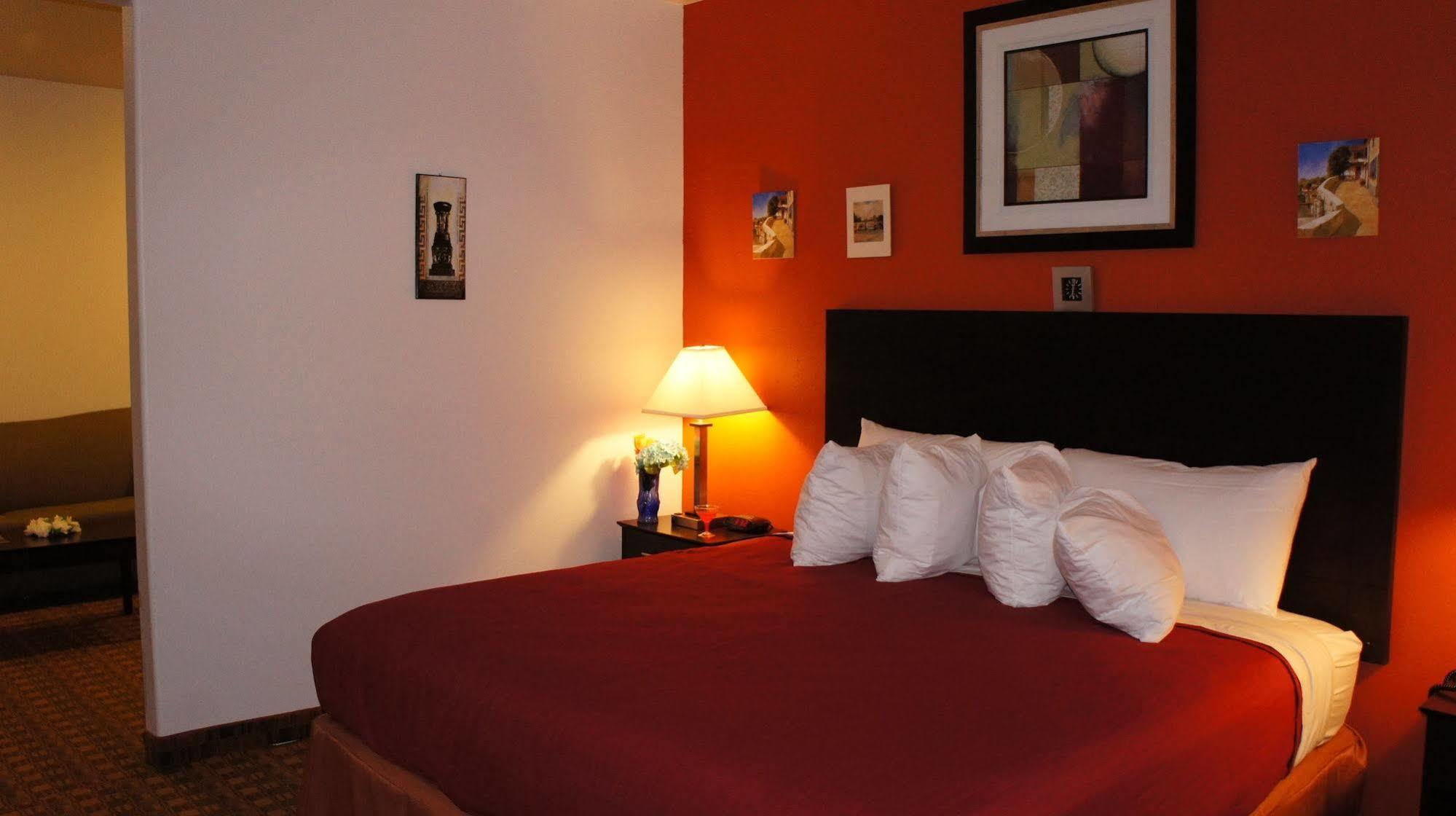 Lux Inn And Suites Three Rivers المظهر الخارجي الصورة