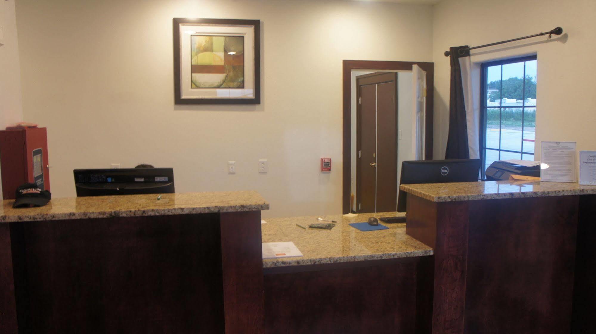 Lux Inn And Suites Three Rivers المظهر الخارجي الصورة